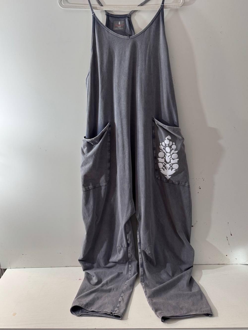 FREE PEOPLE MOVEMENT Relaxed Sleeveless Jumpsuit with FP motif. Great Condition